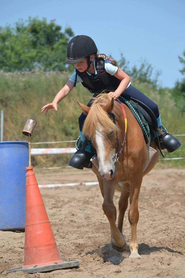 Cours équitation enfant Saint-Révérend