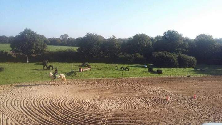 Carrière équestre Saint-Révérend